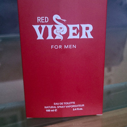 Perfume london red viser for - london,