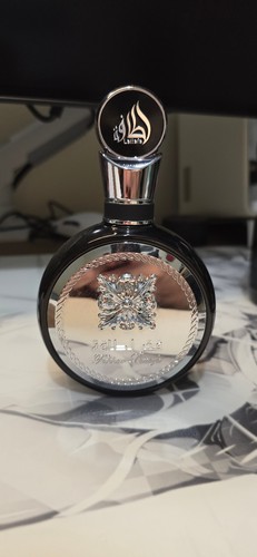Lattafa fakhar black 100ml edp - black,